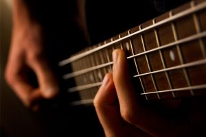 دانلود فیلم آموزش موسیقی گیتار